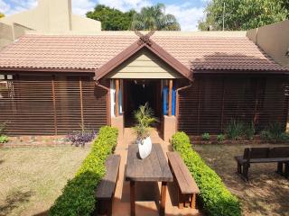 Phala Lodge - Hartbeespoort - 2