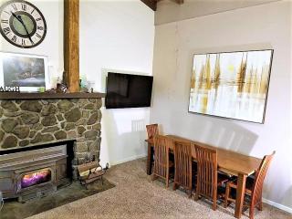 Donner Lake Gem 4Br 3Bath Chalet - 0