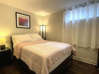2 bedroom rental apartment , 1 sofa bed, 2 car parking - Mississauga - 8