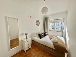 Viver - Apartamento em Campo de Ourique - Lissabon - 0