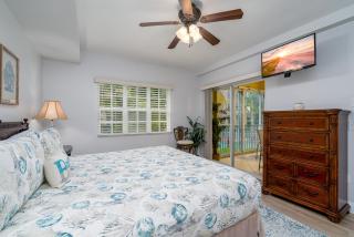 Bella Lago Condo: Pool, Spa & Walk to Beach - Fort Myers Beach - 9