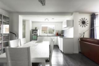 Appartement de 70 m2 dans maison comptenporaine - Charnècles - 9