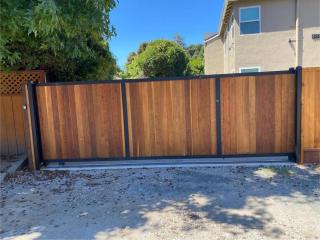 4 Stanford! Furnished Apartment, Gated Parking, Laundry - East Palo Alto - 4