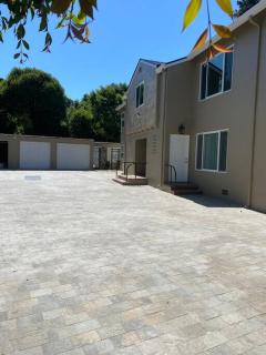 4 Stanford! Furnished Apartment, Gated Parking, Laundry - East Palo Alto - 2