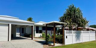 Renovated Beach House in the Heart of Mooloolaba - Mooloolaba - 8