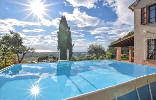4 Bedroom Nice Home In Pietrasanta - Pietrasanta - 0