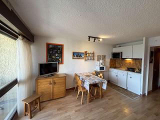 Studio cabine pour 4 personnes à 250m des pistes avec parking, animaux acceptés - FR-1-297-347 - 7