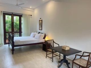 Colonial Villa Oasis - 100m from Beach! - Ambalangoda - 2