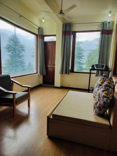 Serenity Stays - Manali, Naggar - 6