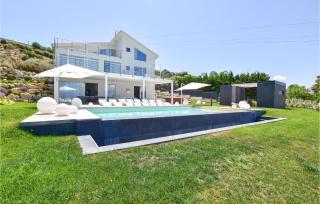 Stunning Home In Balestrate - 0