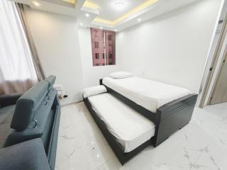 Moderno apto low cost 15 min CC buena vista 2 TV con parqueadero comunal - 1