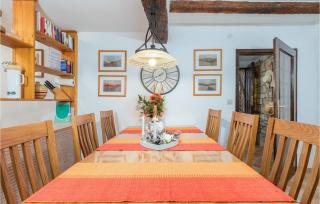 Beautiful Home In Bale With Kitchen - Bale - 6