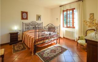 Awesome Home In Santandrea A Pigli - Policiano - 5