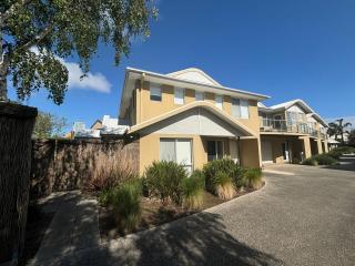 Sandpiper 10 - Close to Town and Beach - 9