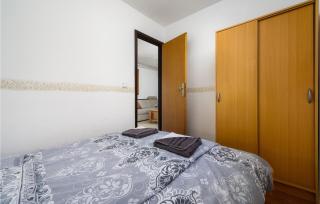 Awesome Apartment In Rovinjsko Selo - 7