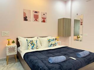 Family Haus - Luxurious AC 3BHK - Foosball, 50 Inch TV - Vijayawāda - 0