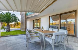 Gorgeous Home In Pomer With Sauna - 2