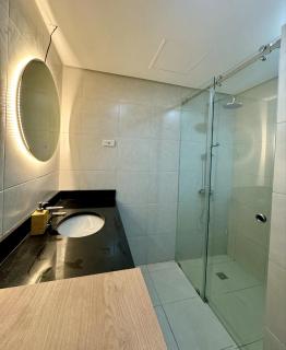 100 West Makati - Manila - 1