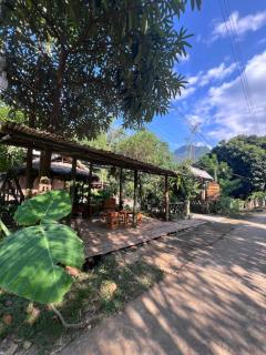 NHÀ CỦA CHI - HOMESTAY FOOD & COFFEE - 8