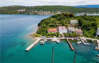 Gorgeous Apartment In Supetarska Draga - Supetarska Draga - 0