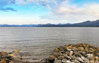 4 Bedroom Nice Home In Midsund - Midsund - 3