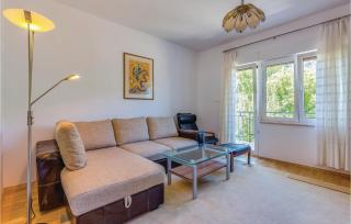 2 Bedroom Gorgeous Apartment In Tribalj - Tribalj - 8