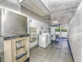 Motel 6 Colorado Springs, CO – South/Metro Area - 1