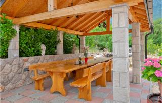 Three-Bedroom Apartment In Rastovac - 4