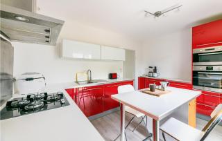Gorgeous Home In Joué Les Tours - Joué-lés-Tours - 5