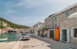Gorgeous Home In Pucisca With Wifi - Pučišća - 9