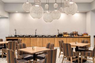 Doubletree by Hilton Fort Myers at Bell Tower Shops - Fort Myers - 1