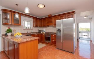 Lovely Home In Podbablje Gornje - 6