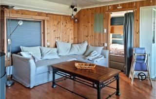 2 Bedroom Stunning Home In Rennesøy - Hanasand - 3