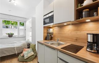 Lovely Apartment In Naumburg With Wifi - Naumbourg - 5