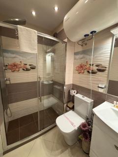 GRAND APARTMENT BOGORIDI - top center near to sea and sea garden - Boergas - 2