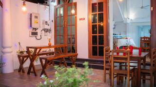 Yash Rest Inn - 3