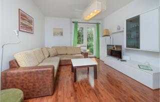 Holiday Home Pula 23 With Outdoor Swimmingpool - Pula - 8