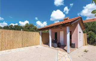 Three-Bedroom Holiday Home In Dubrava - Dubrava - 4
