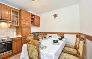 Three-Bedroom Apartment In Jesenice - 4