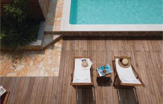 Two-Bedroom Holiday Home In Barbariga - 2