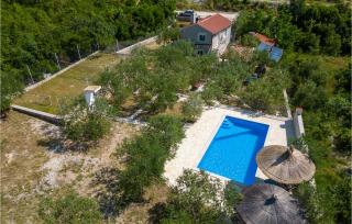 Two-Bedroom Holiday Home In Vid - Vid - 1