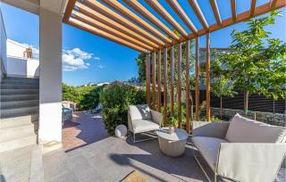 Amazing Apartment In Jadrija With Wifi - Jadrija - 9