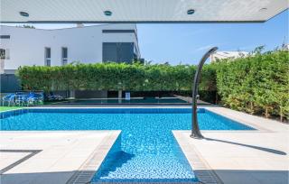 Stunning Home In Fazana With Sauna - Fažana - 3