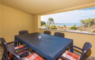 Two-Bedroom Apartment In Vir - Vir - 0