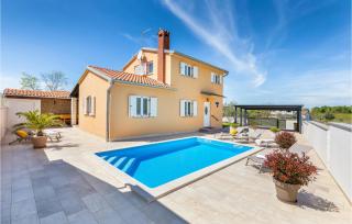 2 Bedroom Lovely Home In Musalez - Musalez - 0