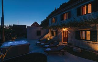 Three-Bedroom Holiday Home In Podgrade - Podgrađe - 3