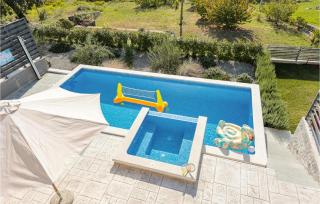 Lovely Home In Srinjine With Jacuzzi - Srinjine - 2