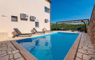 Awesome Home In Modric - Rovanjska - 3