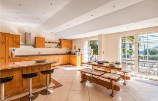 Stunning Home In Les Adrets-De-Lestére - Les Adrets de l'Esterel - 4