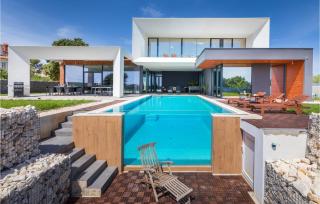 Amazing Home In Liznjan With Sauna - Ližnjan - 1